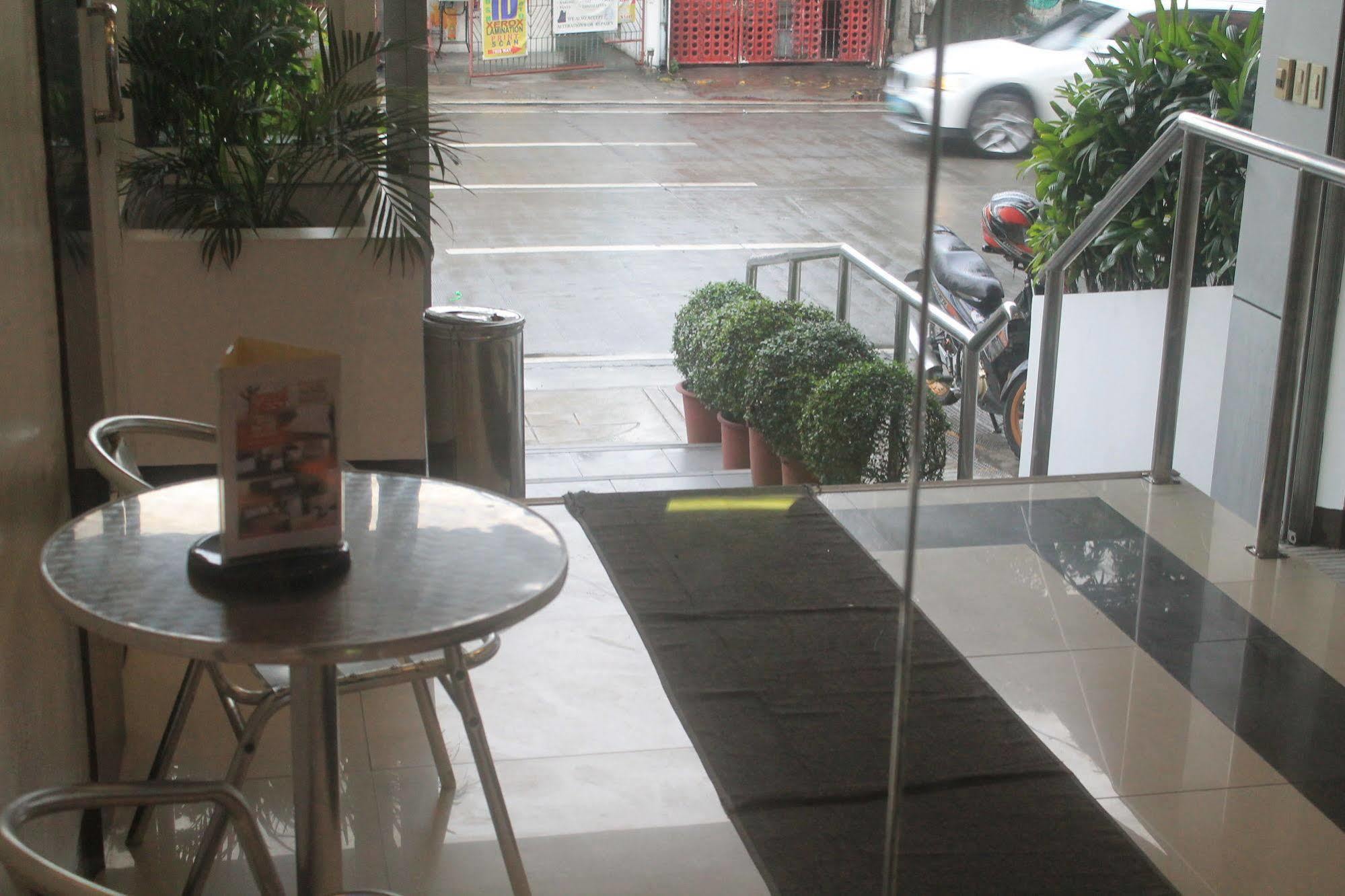 Orange Nest Hotel Manila Esterno foto
